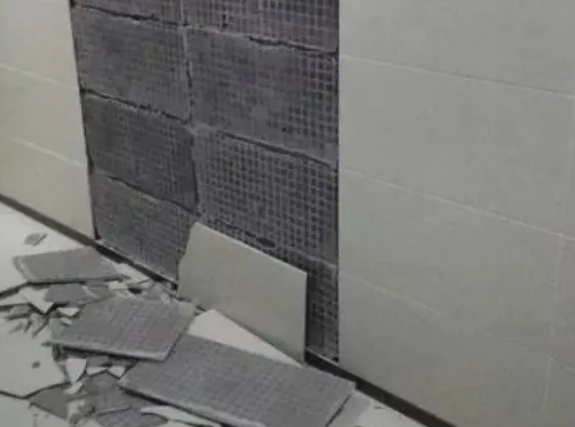 上林瓷砖空鼓维修公司分享下上林墙砖松动维修的知识
